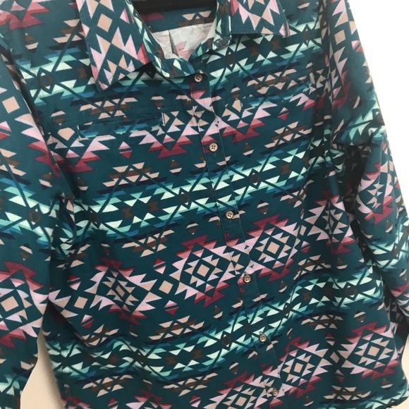Cabela’s Aztec Button Down Cotton Fleece - Picture 2 of 8